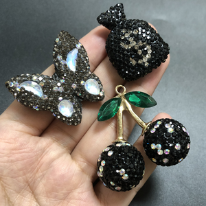 Rétro Cool <span class=keywords><strong>Noir</strong></span> Série Cerise <span class=keywords><strong>Papillon</strong></span> Argent Sac Arc Dos Plat Plein Strass Charmes Junk Téléphone Cas Miroir Décorations - Product Image 5