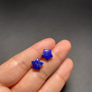 Orecchini in argento sterling 925 con pietre preziose curative di cristallo naturale in cristallo grezzo - Product Image 1