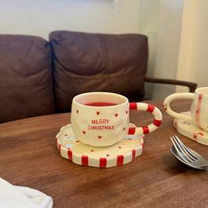 Tasses à café rouges pour Noël, prix d'usine, tasses et soucoupes en céramique - Product Image 3