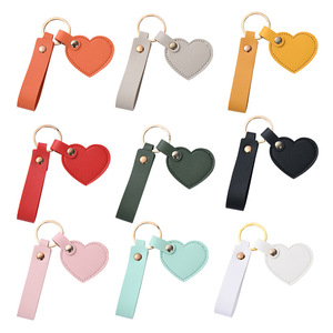 Custom logo Sublimation Gifts Leather Blank Heart-shaped Keychain Pendant Wholesale Car Keychain Personalize DIY Bag Charm Decor
