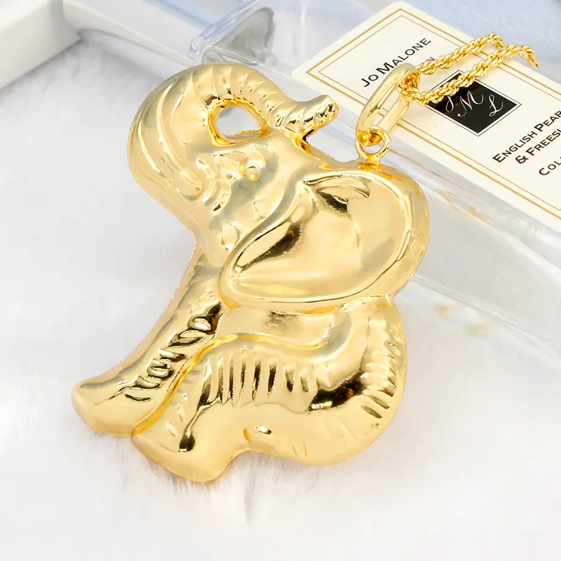 Nuovo arrivo elefante Design placcato oro pendenti antichi ragazzo e ragazza Dubai ciondolo gioielli in oro