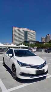 <span class=keywords><strong>Corolla</strong></span> Híbrido E+ <span class=keywords><strong>2020</strong></span> 1.8L E-CVT Edición Comfort, Cuero Oscuro, R16, Automático, Bajo Kilometraje - Product Image 2