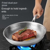 Poêle à frire professionnelle martelée en titane pur triple couche sans PFAS/PFOA/PTFE avec fond en acier inoxydable compatible induction pour cuisine