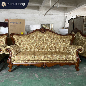 Set di Divani in Tessuto Stile Vintage Americano, Divano in <span class=keywords><strong>Legno</strong></span> <span class=keywords><strong>Massello</strong></span> Intagliato per <span class=keywords><strong>Soggiorno</strong></span>, Arredamento di Alta Gamma per Case, Hotel e Ville - Product Image 2