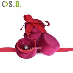 Juego de caja de joyería con colgante de terciopelo redondo de gama alta Shero, juego de caja de terciopelo con logotipo y Lazo de cinta - Product Image 1
