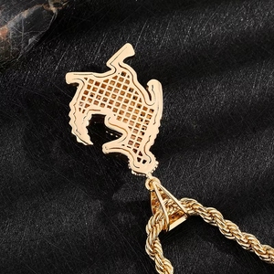 Pendentif <span class=keywords><strong>Alligator</strong></span> Couronné en Laiton Plaqué Or 14 carats avec Zircons Multicolores, Bijoux Hip Hop pour Hommes, Breloques et Accessoires en Cuivre - Product Image 4