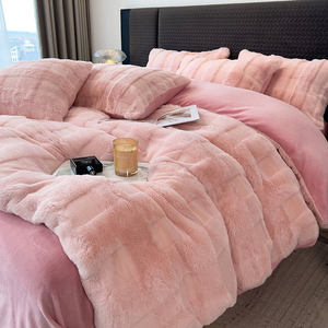 Thickened American Modern Velvet Jacquard Plush Warm 4-Piece Duvet Cover Set Plaid <strong>Bedding</strong> for Home Winter Use - Product Image 5