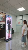 Écran LED intelligent AI portable P2.5, panneau interactif pliable pour intérieur, support mobile pour publicité animée