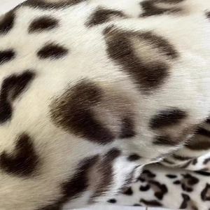 <span class=keywords><strong>Cintura</strong></span> <span class=keywords><strong>uomo</strong></span> pelliccia nuova tendenza stile europeo e americano <span class=keywords><strong>Beige</strong></span> pelliccia leopardata fibbia ago da <span class=keywords><strong>uomo</strong></span> coreano <span class=keywords><strong>cintura</strong></span> di pelliccia di moda - Product Image 6