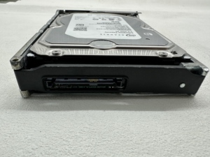 Disque dur ST4000NM0025 Exos 7E8 4 To SAS 12 Gb/s 128 Mo 3,5 pouces, stockage haute capacité 4 To pour la gestion de données étendue. S - Product Image 2