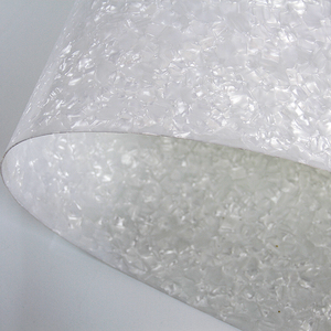 Film décoratif en PVC White Pearl-Idéal pour les surfaces en verre, les meubles et la décoration de table - Product Image 1