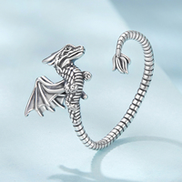 925 Sterling Silver Oxydé Silver Fashion Costume Jewelry SCR1134-E Flying Dragon Open Ring pour les célébrations