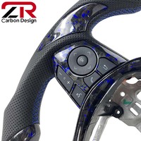 Volant sport LED personnalisé en fibre de carbone forgée pour l'intérieur de Toyota Corolla Rav4 Camry 2018-2024