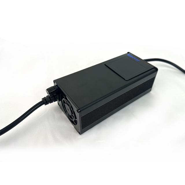 Blector T400A 60V Aluminum DC Universal Ebike Mopeds Motorcycle Charger LCD Display Adjustable Current (5A-10A) Quick Charge