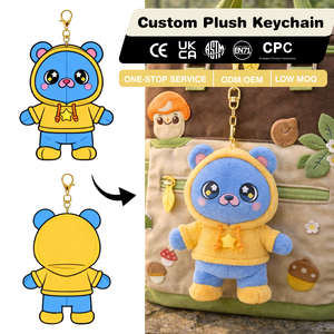 Llavero de peluche de oso de peluche personalizado con camisetas, diseño a la moda, impresión de logotipo OEM, llavero de juguete de peluche - Product Image 1