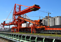 Bande transporteuse en caoutchouc multi-couches haute résistance avec renfort transversal pour l'industrie minière