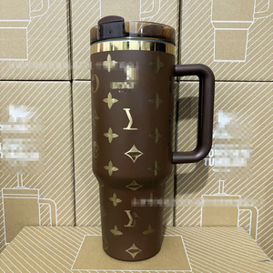 Vaso Térmico de Acero Inoxidable de 40 oz con Asa y Tapa, Taza de Viaje de Doble Pared Aislada para Bebidas Calientes y Frías, Regalo para Auto - Product Image 2
