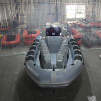 Bateau de passagers de luxe RIB 700 avec coque en fibre de verre pour la pêche en eaux océaniques, matériau PVC 1,2 mm