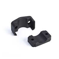 Serre-câble réglable en nylon pour câble à trois conducteurs