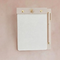 Bloc-notes rechargeable au design personnalisé, couverture rigide en cuir PU, bloc-notes détachable avec rivets dorés et porte-stylo magnétique