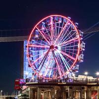 Attraction en promotion : Manèges de parc d'attractions personnalisés, Grande Roue géante