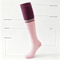 Chaussettes de compression professionnelles personnalisées pour femmes, tricotées, absorbant la transpiration, pour l'été, le fitness et la corde à sauter (vente en gros)
