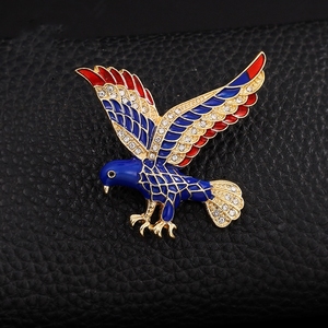 Broche de Cristal com Strass em Forma de Águia Patriótica Americana - Product Image 5