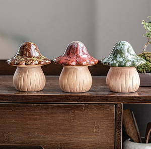 Ecofriendly Happy Festival piccolo ornamento di ceramica fungo porcellana semplicità moderna decorazione per la casa regalo per <span class=keywords><strong>il</strong></span> <span class=keywords><strong>giardino</strong></span> - Product Image 1