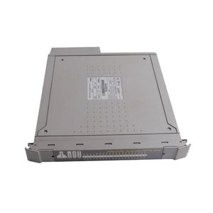Module d'interface de communication d'automatisation ICS Triplex T8402 en aluminium fiable avec deux ports Ethernet et quatre ports série - Product Image 1