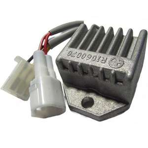 Usine en gros OEM R1060070 <span class=keywords><strong>moto</strong></span> argent régulateur redresseur Assy pour <span class=keywords><strong>APACHE</strong></span> RTR 160/180 <span class=keywords><strong>moto</strong></span> pièce électrique - Product Image 2