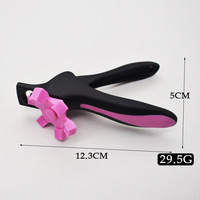 Coupe-ongles en plastique Vente en gros Outils d'art des ongles Coupe-ongles droits Coupe-ongles en forme de U Outils de mise en forme pour doigts