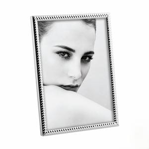 MARCO DE FOTOS EN METAL CROMADO PULIDO 13X18CM - Product Image 1