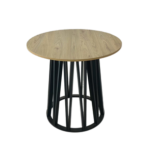 Table à manger en bois massif 4 places au design moderne <span class=keywords><strong>de</strong></span> haute qualité Vente en gros Tavolo Con Doghe Legno pour la cuisine et le restaurant - Product Image 1
