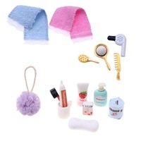Accesorios de Peluquería en Miniatura para Casa de Muñecas: Herramientas de Aleación, Tela, Peine, Espejo y Secador de Pelo a Escala Micro