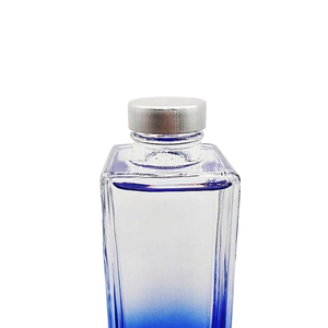 Envases de Vidrio Plano de Calidad con Proceso de Degradado de Color para Bebidas como <span class=keywords><strong>Vodka</strong></span> y Tequila, Tamaños Personalizables - Product Image 4