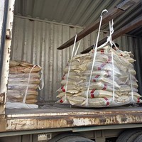 Allée, autoroute, route, remplissage de bitume, réparation rapide des nids de poule mélange froid asphalte