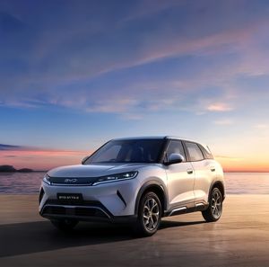 BYD ATTO <span class=keywords><strong>2</strong></span> Nuovi Veicoli Elettrici con Guida a Destra, Auto Nuove, SUV Compatto, Ampia Disponibilità, Consegna Rapida, Ricarica Veloce - Product Image 5