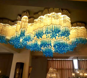 Lampadario grande in vetro a goccia d'acqua blu di fabbrica per illuminazione a sospensione speciale per Hotel con personalità a soffitto alto - Product Image 6