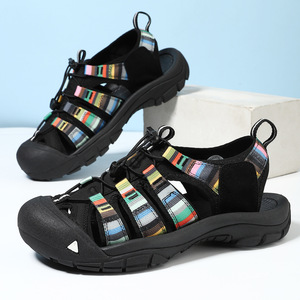 Sandales d'extérieur noires avec empeigne en textile respirant, semelle extérieure en caoutchouc, semelle intermédiaire en EVA, design à bout ouvert, tongs d'été pour hommes - Product Image 4