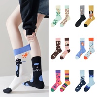 Chaussettes mi-mollet asymétriques AB personnalisables en coton peigné, absorbant la transpiration, motif de dessin animé, chaussettes unisexes créatives et asymétriques