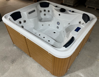 Baignoire de massage de luxe pour spa extérieur sur toit de villa, 3 places, avec éclairage LED sous-marin et mode fête
