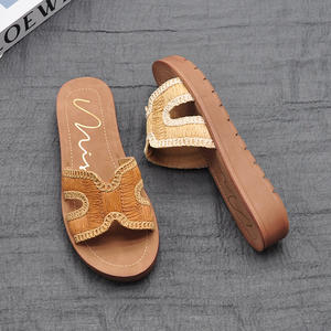 Sandalias Planas <span class=keywords><strong>de</strong></span> <span class=keywords><strong>Playa</strong></span> Casuales <span class=keywords><strong>de</strong></span> <span class=keywords><strong>Marca</strong></span> <span class=keywords><strong>de</strong></span> Lujo para Mujer, con Pedrería, Diseño Transpirable, Tipo <span class=keywords><strong>Chanclas</strong></span> - Product Image 2