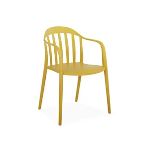 Fauteuil de mobilier de salle à manger léger chaise en plastique empilable entièrement en plastique chaise à vendre chaise en pp chaise de restaurant restaurant