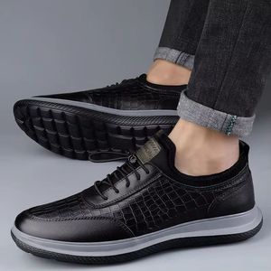 Zapatillas casuales de cuero gris con patrón para hombre al por mayor de fábrica - Zapatillas cómodas con cordones para uso diario y estilo urbano - Product Image 4