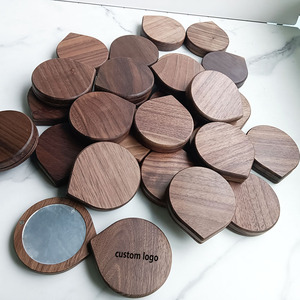 Miroirs de poche magnétiques ronds en bois personnalisés en gros, mini miroirs de voyage portables à main pour le maquillage - Product Image 5