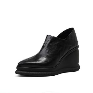 รองเท้าบูททรงยาวสไตล์เรโทรสำหรับผู้หญิง ดีไซน์หรูหรา ทำด้วยมือจากหนังแท้ กันน้ำ ทนทาน กันลื่น สีพื้น ปลายแหลม สวมใส่สบาย - Product Image 1