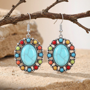 Conjunto de Joyería Bohemia, Collar con Colgante Ovalado de Turquesa, Aretes de Aleación, Moda para Mujer, para Fiestas - Product Image 3