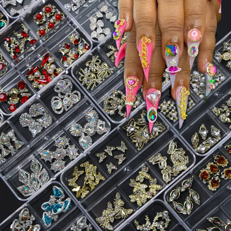 El más nuevo 3D Nail Art Rhinestone aleación cereza diseñador uñas cuelga lujo acrílico oso mariposa decoración Kawaii corazón uñas encanto