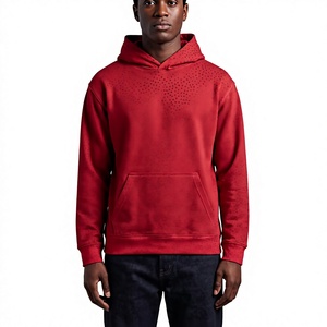 Sudadera con Capucha Roja para Hombre con Pedrería, Estilo Urbano, Casual, con Bolsillo Canguro - Product Image 1
