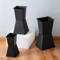 Base de composition florale de bureau en plastique noir, style moderne et antique, en forme de tube en forme de flèche, pour bouquet de fleurs enveloppé